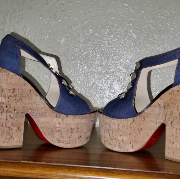 Authentic Christian Loubs. - Picture 2 of 4